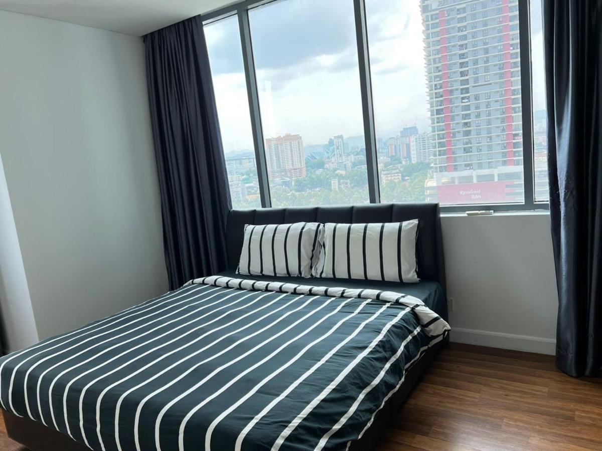 Summer Suites Near Klcc Kuala Lumpur Extérieur photo